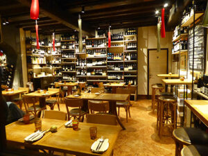restaurant in Venice italy for a drink or dinner